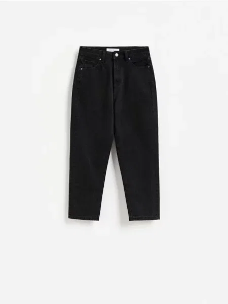 Reserved Blugi mom cu crac mai scurt negru