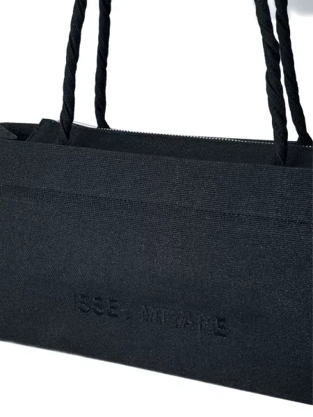 Geantă Issey Miyake negru