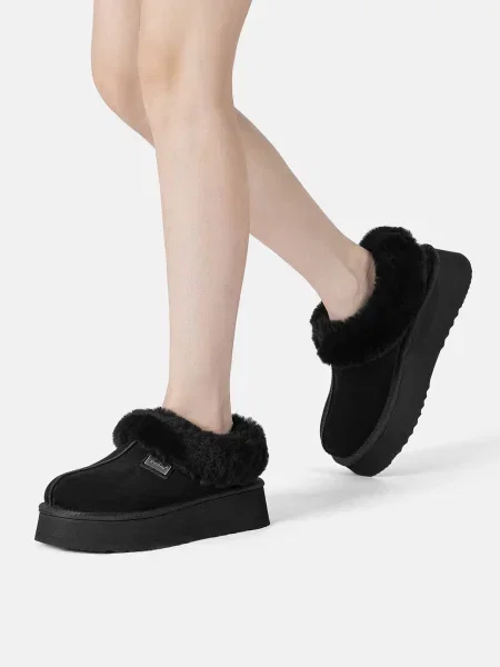 Everau Papuci de casă Topknot' negru