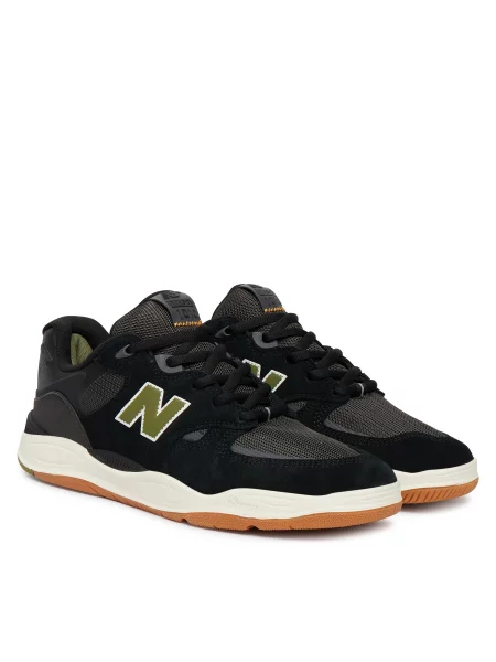 Sneakersy New Balance černá