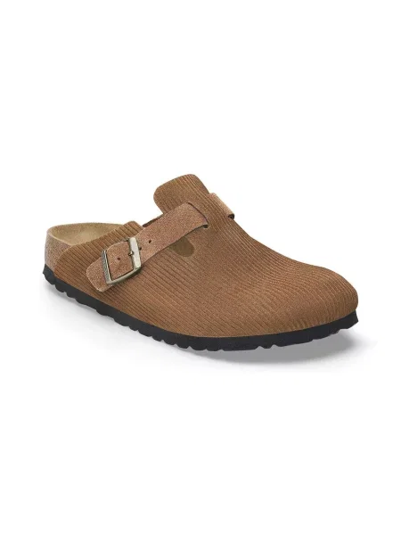 Klapki Birkenstock zamszowe brązowe