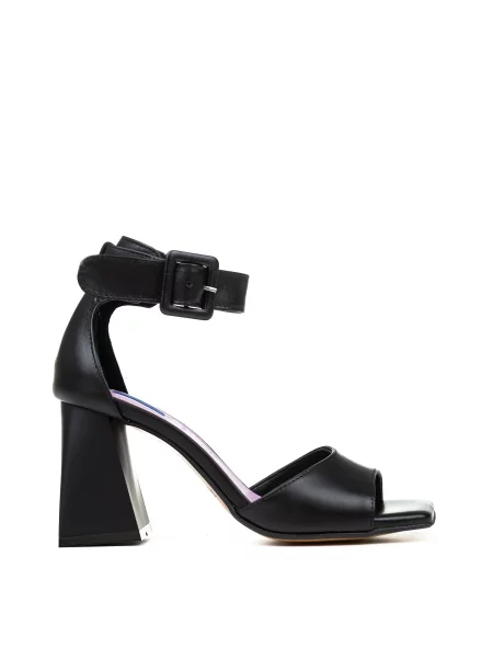 Alex Bell Босоніжки Шкіра чорний