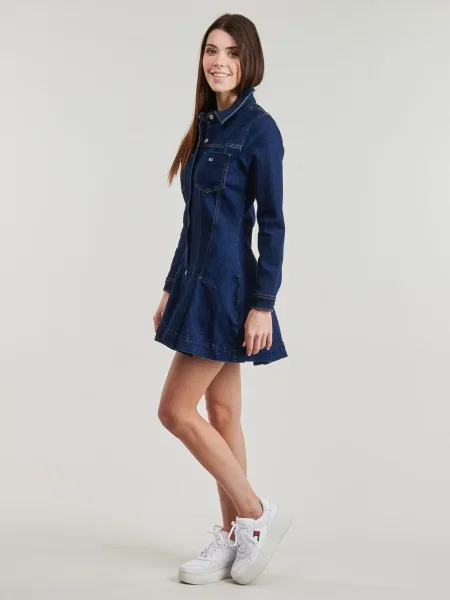 Rochie din denim Tommy Jeans plisată de costum albastru