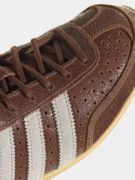 Кожаные кроссовки Adidas Originals