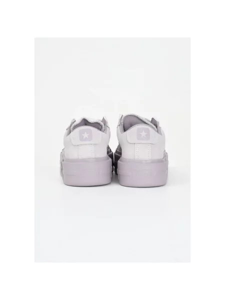 Sneakersy Converse zamszowe białe