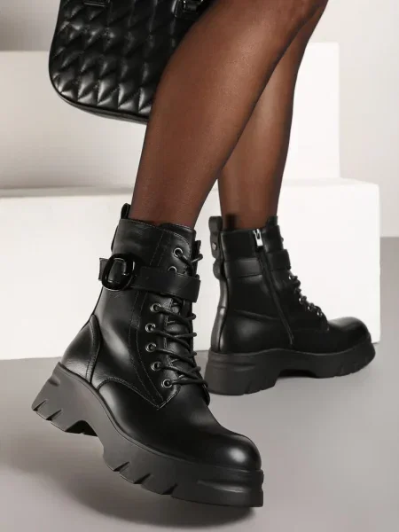 Botine negre
