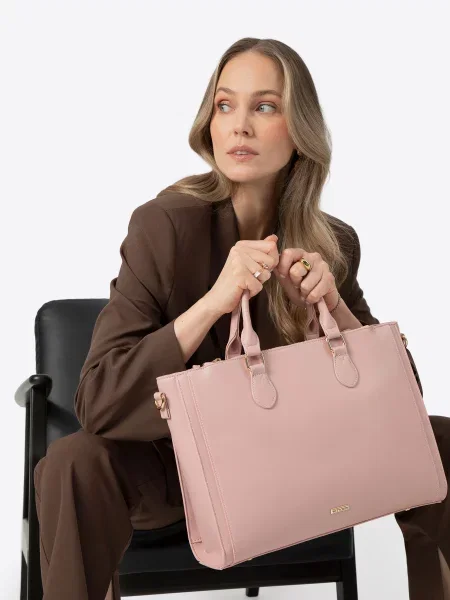 Torba na laptopa z imitacji skóry różowa