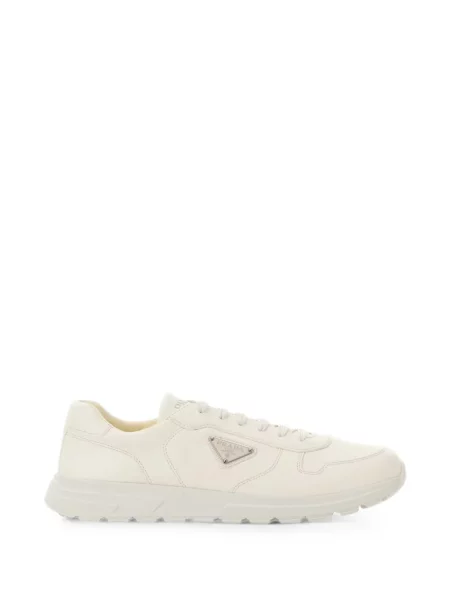 Sneakerși Prada cu autograf