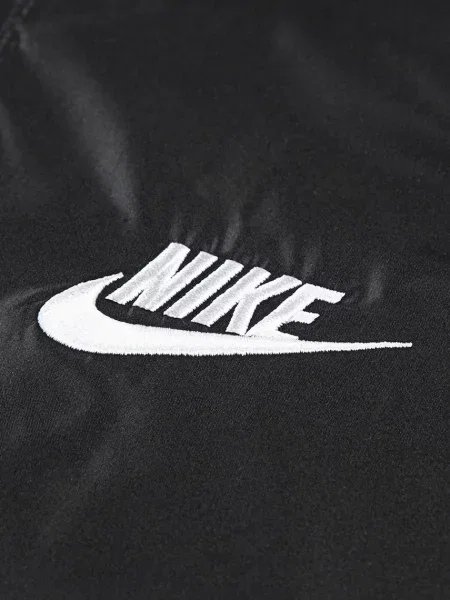 Детская демисезонная куртка Nike