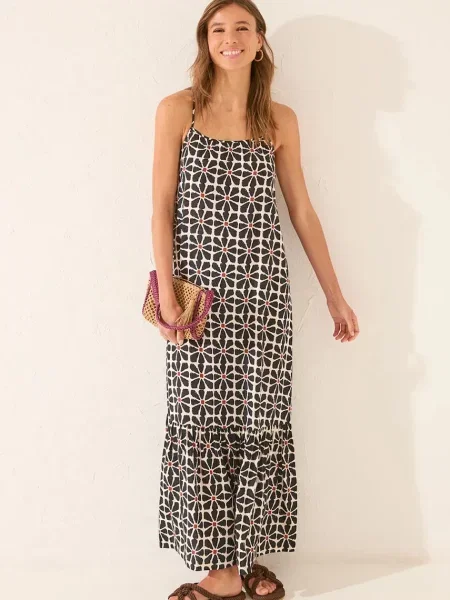 Рокля women'secret дълга със стандартна кройка черно