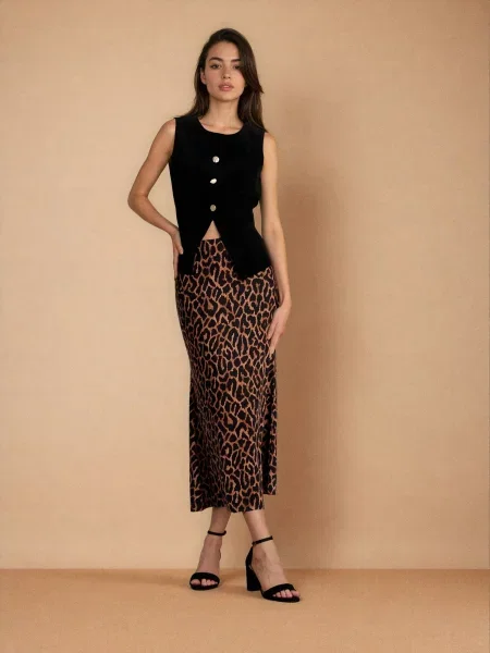 Міді спідниця з розширеним подолом в леопардовий принт коричневий