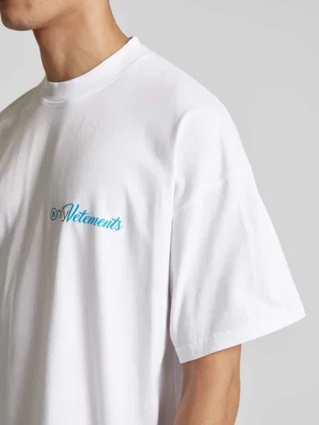 T-shirt z nadrukiem z logo Vetements biała