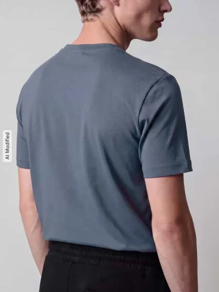 T-shirt z dyskretnym napisem z logo Boss Orange niebieska