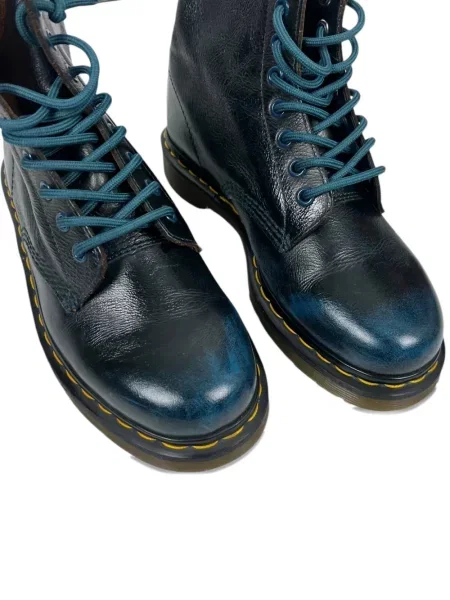 Кожени моторист боти Dr. Martens с връзки синьо