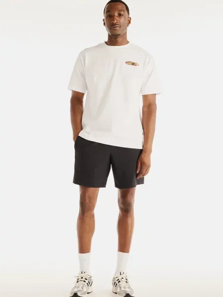 Футболка New Balance біла