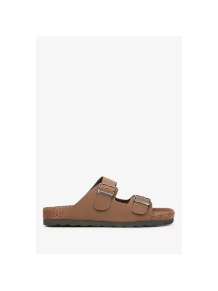 Шльопанці нубукові Estro коричневі