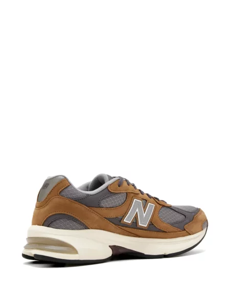 Șapcă New Balance cu broderie cu buline cu perforații gri