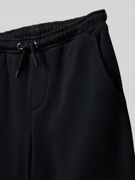 Szorty dresowe z elastycznym pasem i wpuszczanymi Jack & Jones czarne