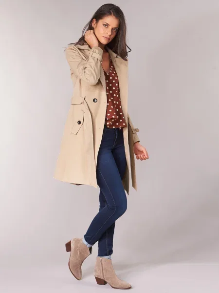 Palton Betty London bej