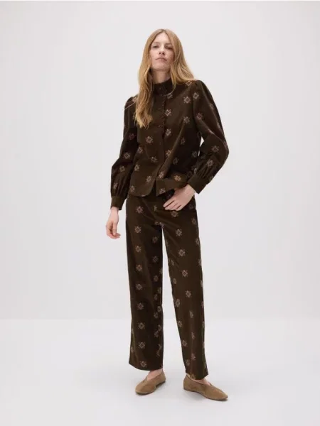 Reserved Штани з декоративною вишивкою темно коричневий