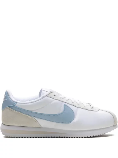 Маратонки Nike Air Force 1 бяло