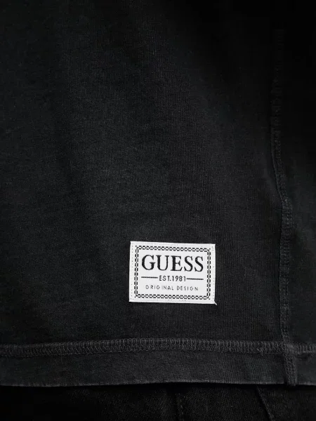Футболка Guess