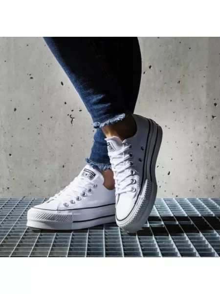 Sportbačiai Converse Chuck Taylor All Star balta