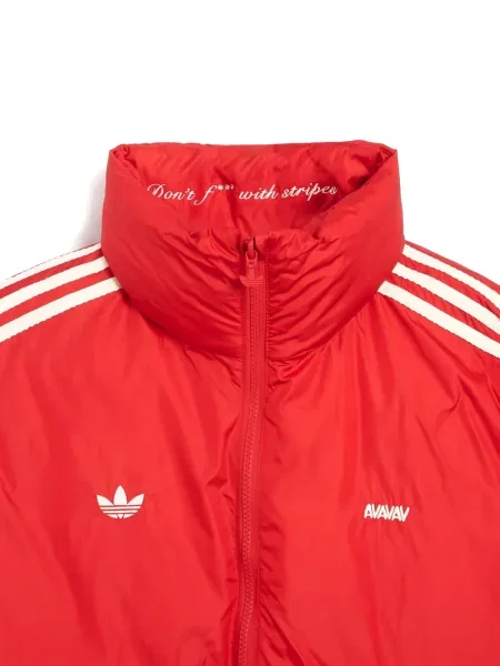 Pantaloni Adidas cu dungi din piele de căprioară alb