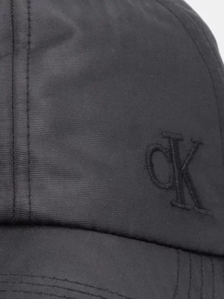 Šiltovka Calvin Klein čierna