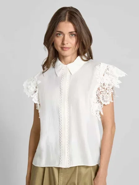 Bluzka w kroju regular fit z koronkowym wykończeniem model MOLLY' Cph Muse biała