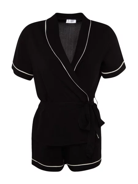 Trendyol Pantaloni scurți negru