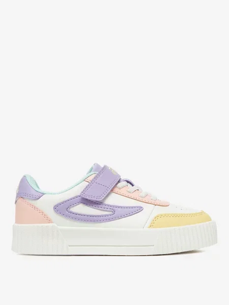 Sneakersy