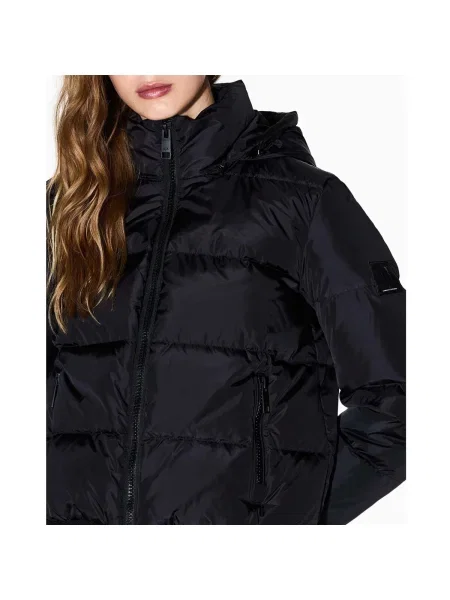 Páperová bunda Armani Exchange čierna