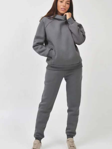 Женский спортивный костюм сірий