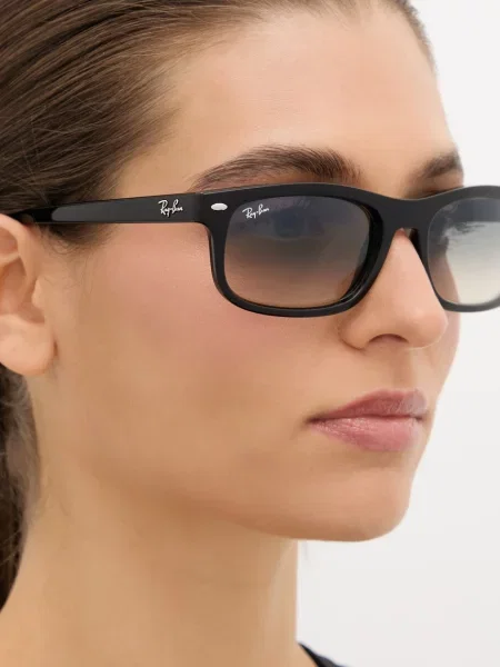 Ray-Ban napszemüveg fekete