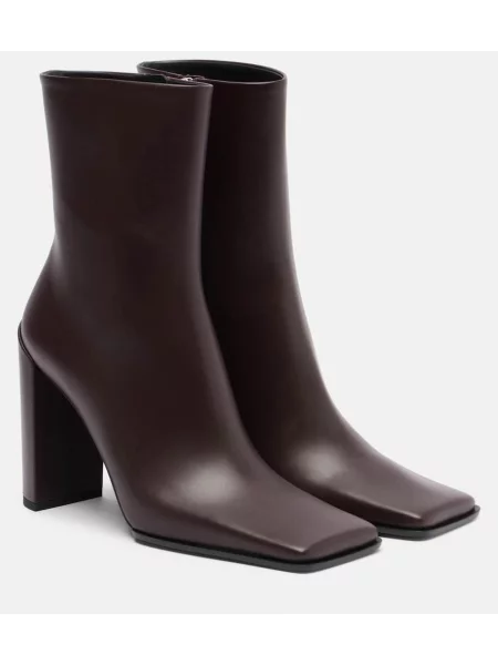 Cizme scurte Alaïa din piele maro