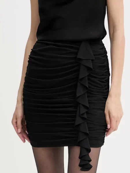 Пола Guess VERDIANA къса със стандартна кройка черно