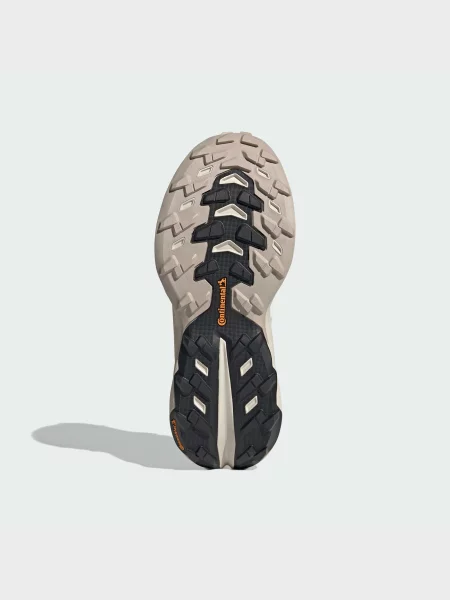 Кроссовки Adidas Terrex бежевые