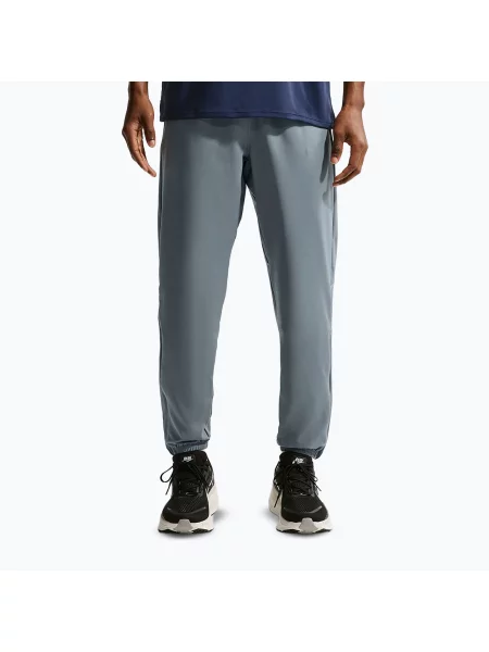 Pantaloni de alergare pentru bărbați Nike Miler Dri-Fit Woven smoke grey/smoke grey gri