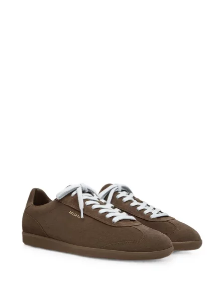 Szarvasbőr sneaker Axel Arigato barna