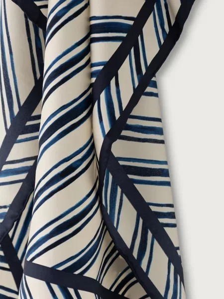 Шелковый платок Weekend Max Mara