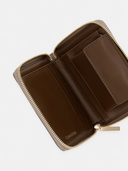 Calvin Klein Pénztárca bézs