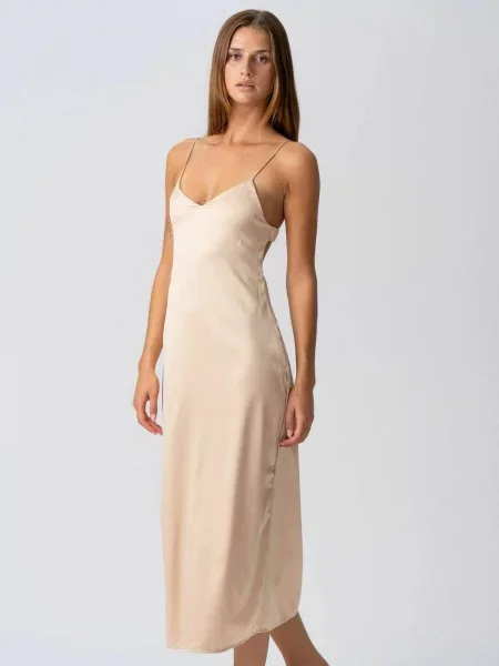 TEESHOPPEN Rochie Elnia bej