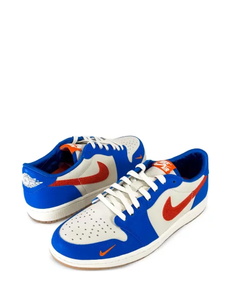 Sneakerși Jordan alb