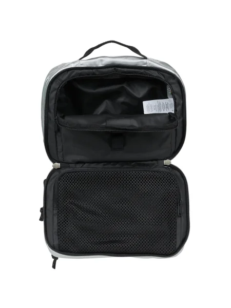 Kabelka Eastpak strieborná