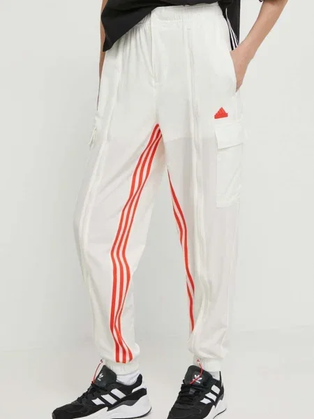 Спортен панталон adidas с апликация бежово