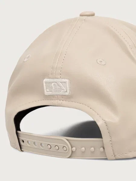 Кожаная кепка New Era