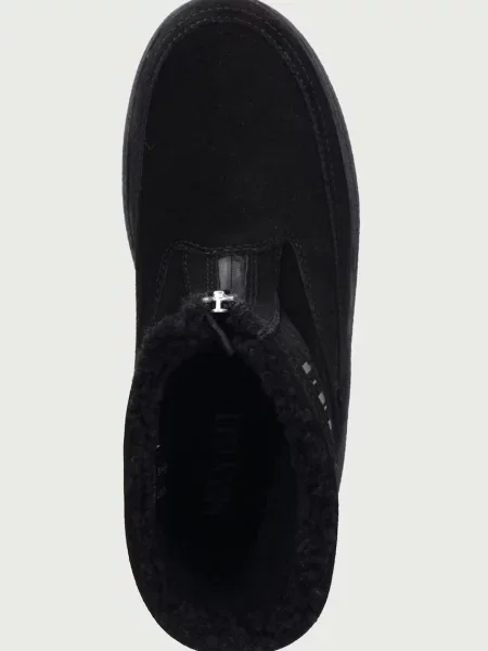 Замшевые сапоги Moon Boot