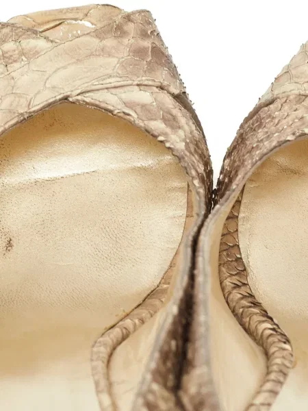 Czółenka Stuart Weitzman na platformie