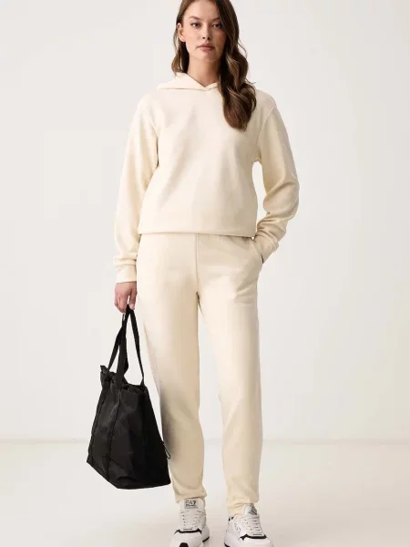 Emporio Armani tepláková súprava dámska béžová